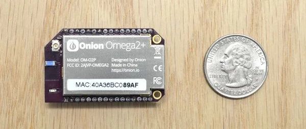小巧玲珑，好用不贵，可以跑Linux的Omega2+物联网小电脑